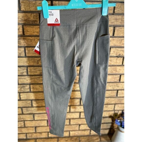 NWT Reebok Fitted Stretch Pants‎ - Picture 2 of 7